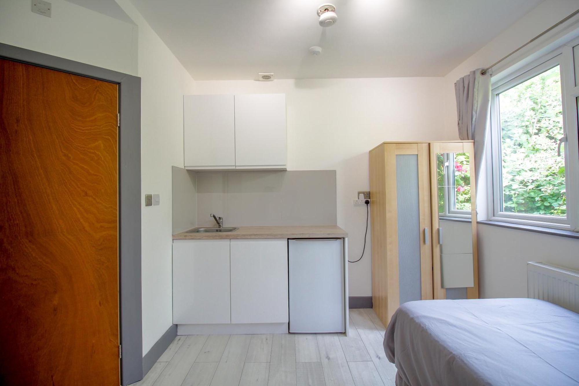 London Elegant New Studio エクステリア 写真